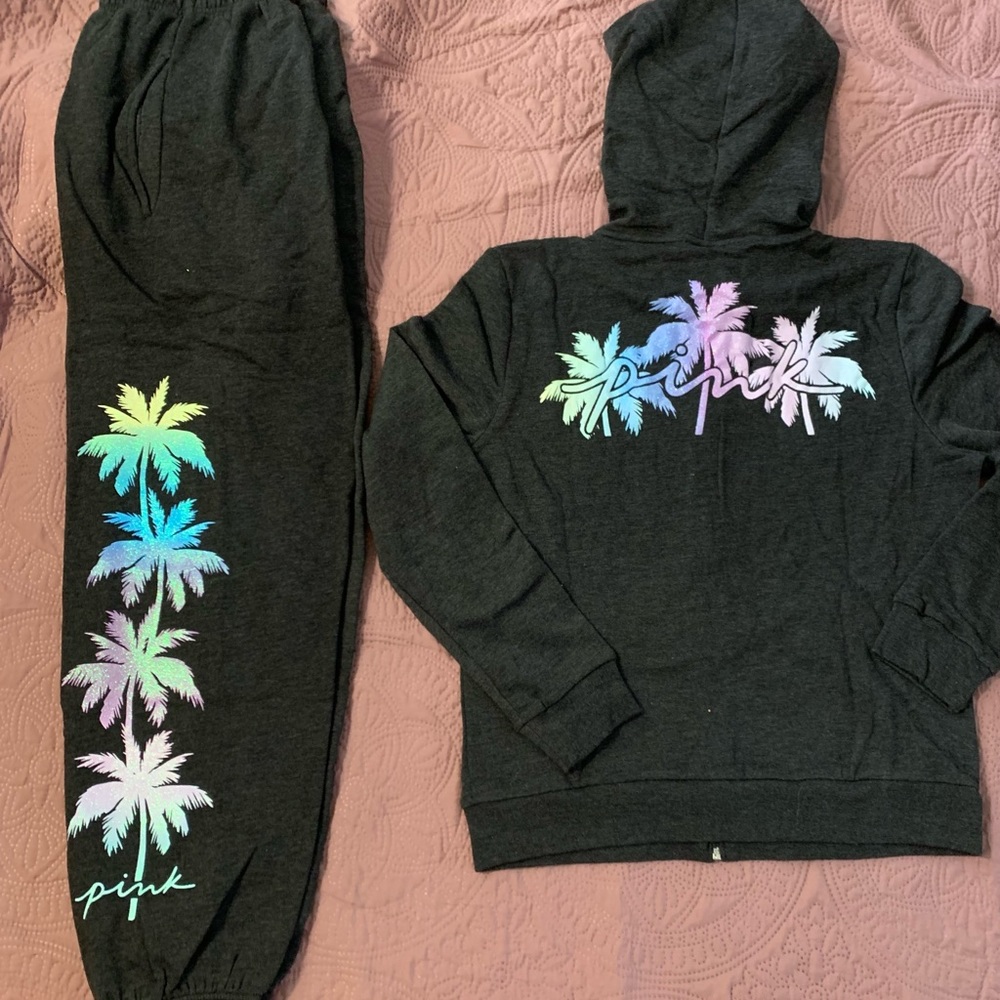 ❤️SOLD OUT❤️ Pink 2-Piece Shine Palm Zip Up Hoodie & Campus Sweatpants - Picture 2 of 8